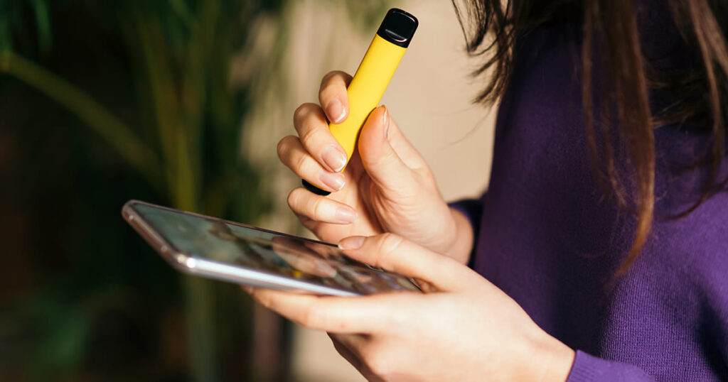 Influenciadores Digitais Como Eles Ajudam na Popularização do Vaping (1)
